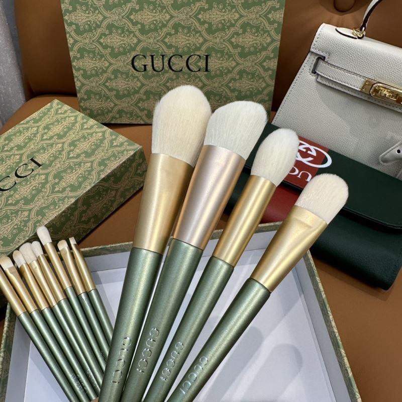 Gucci Makeup Brushe